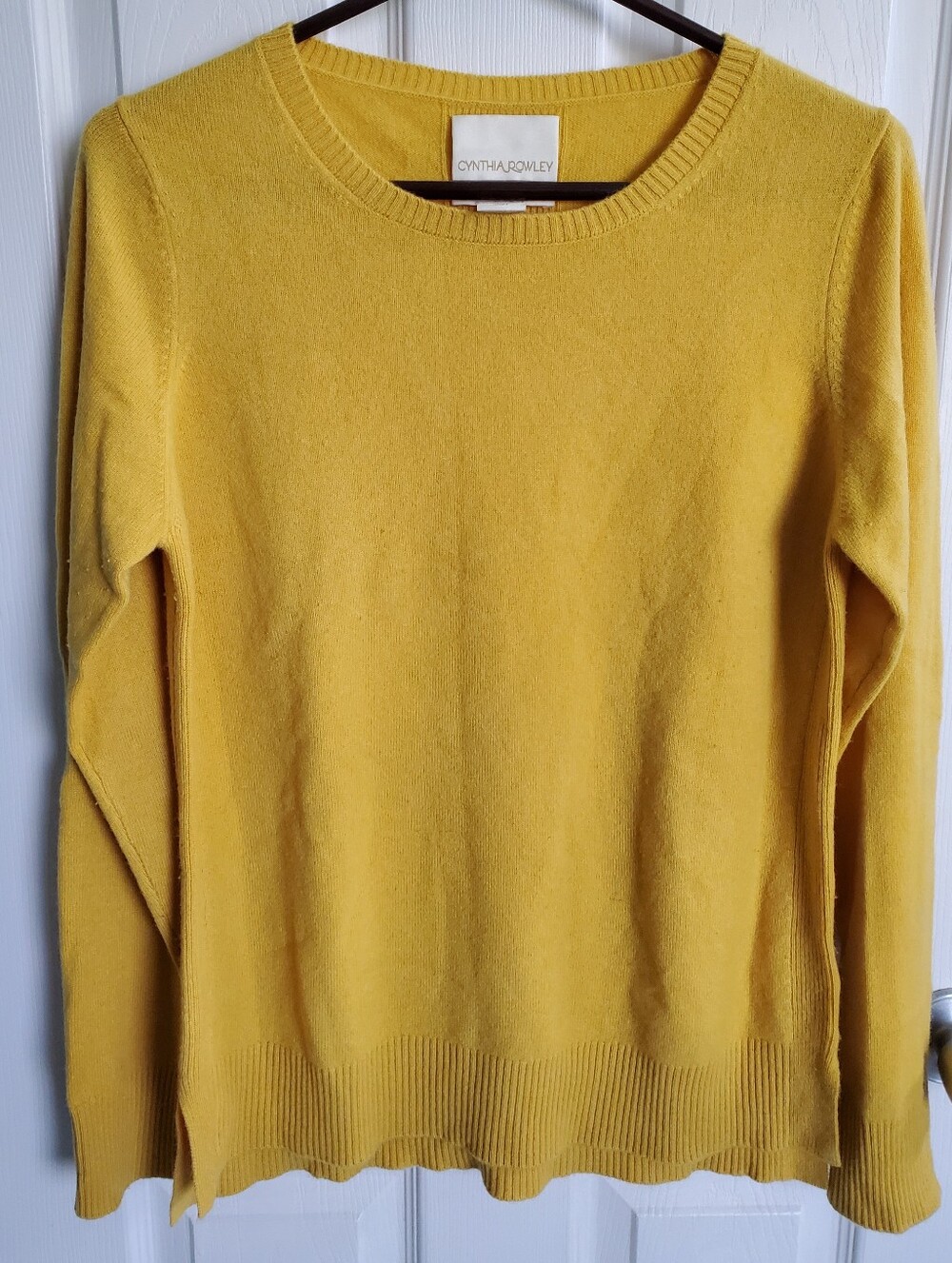 Cynthia Rowley 100% 2-Ply Cashmere Mustard Yellow Crew Neck Sweater Size L